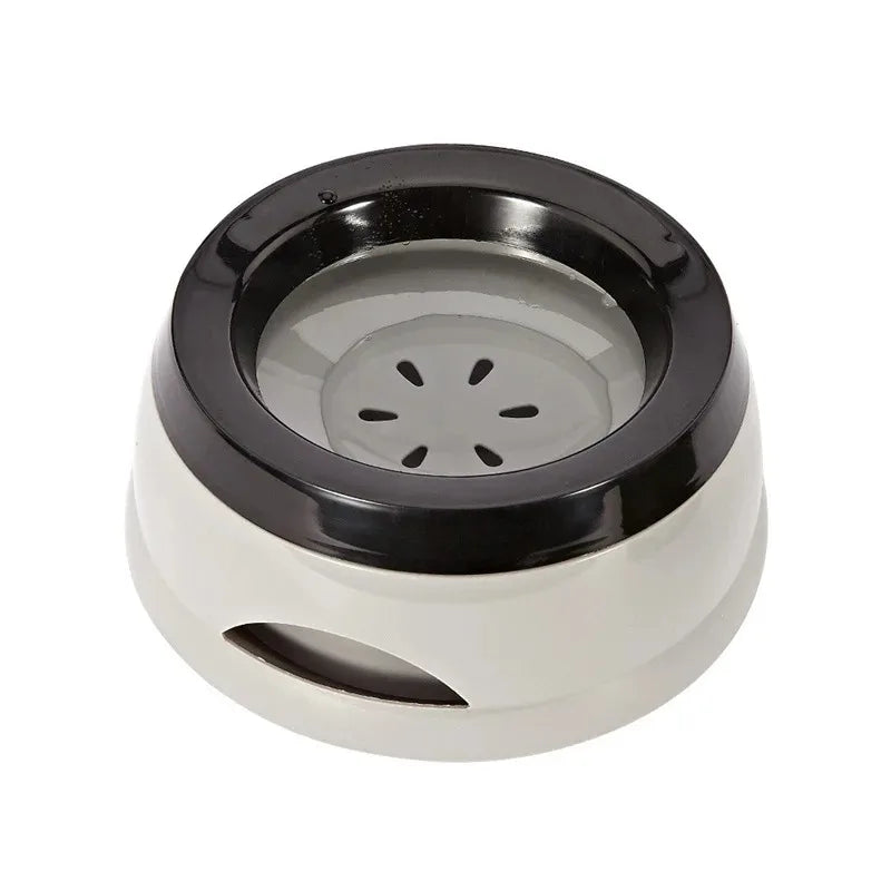 Dog Water Bowl, Floating Not Wetting Mouth Anti Messy Drinking Pet Feeder, Portable Plastic Travel Cat Bowl Dog Accessories